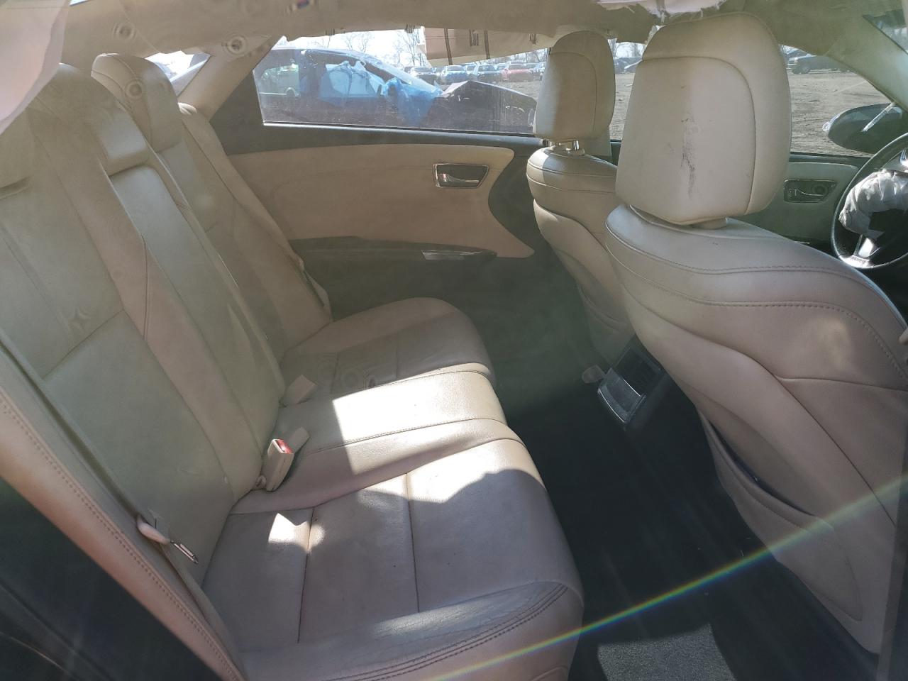 2013 Toyota Avalon - Image 10