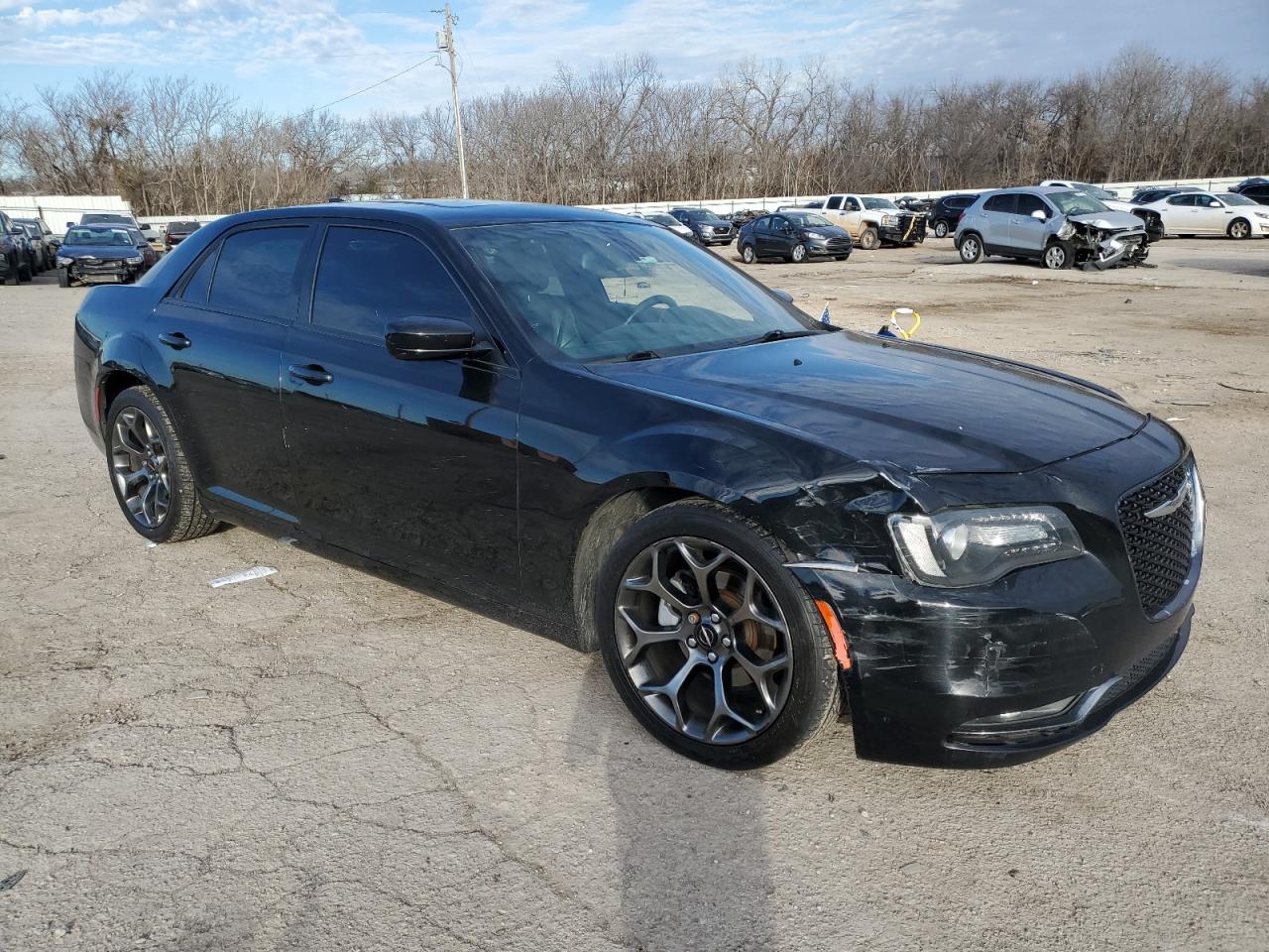 2015 Chrysler 300 - Image 4