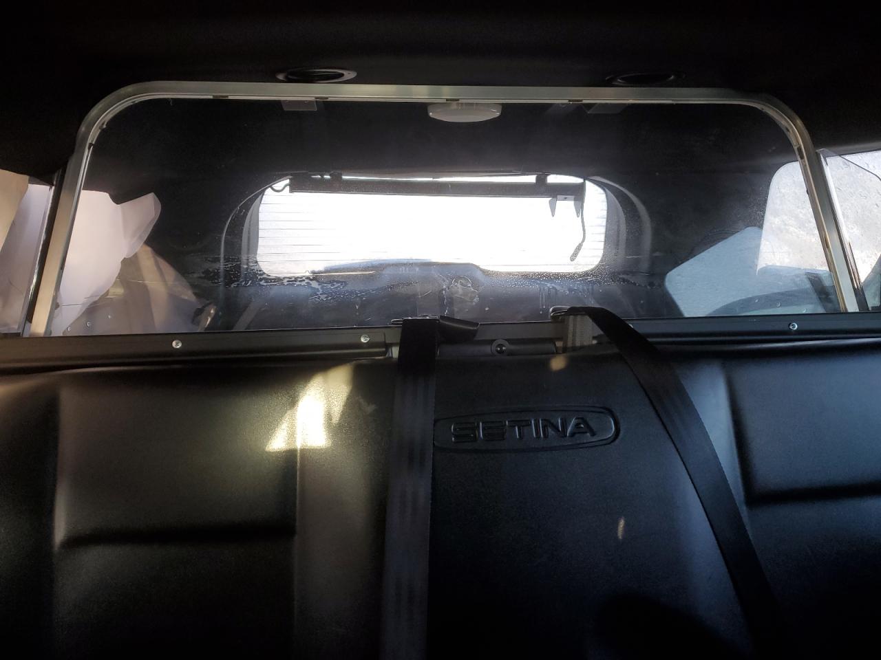 2017 Ford Explorer - Image 10