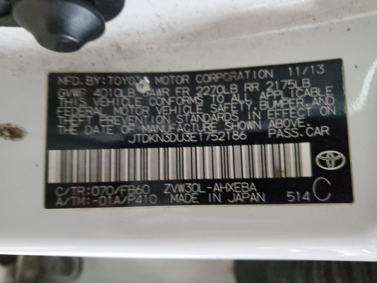 2014 Toyota Prius - Image 13