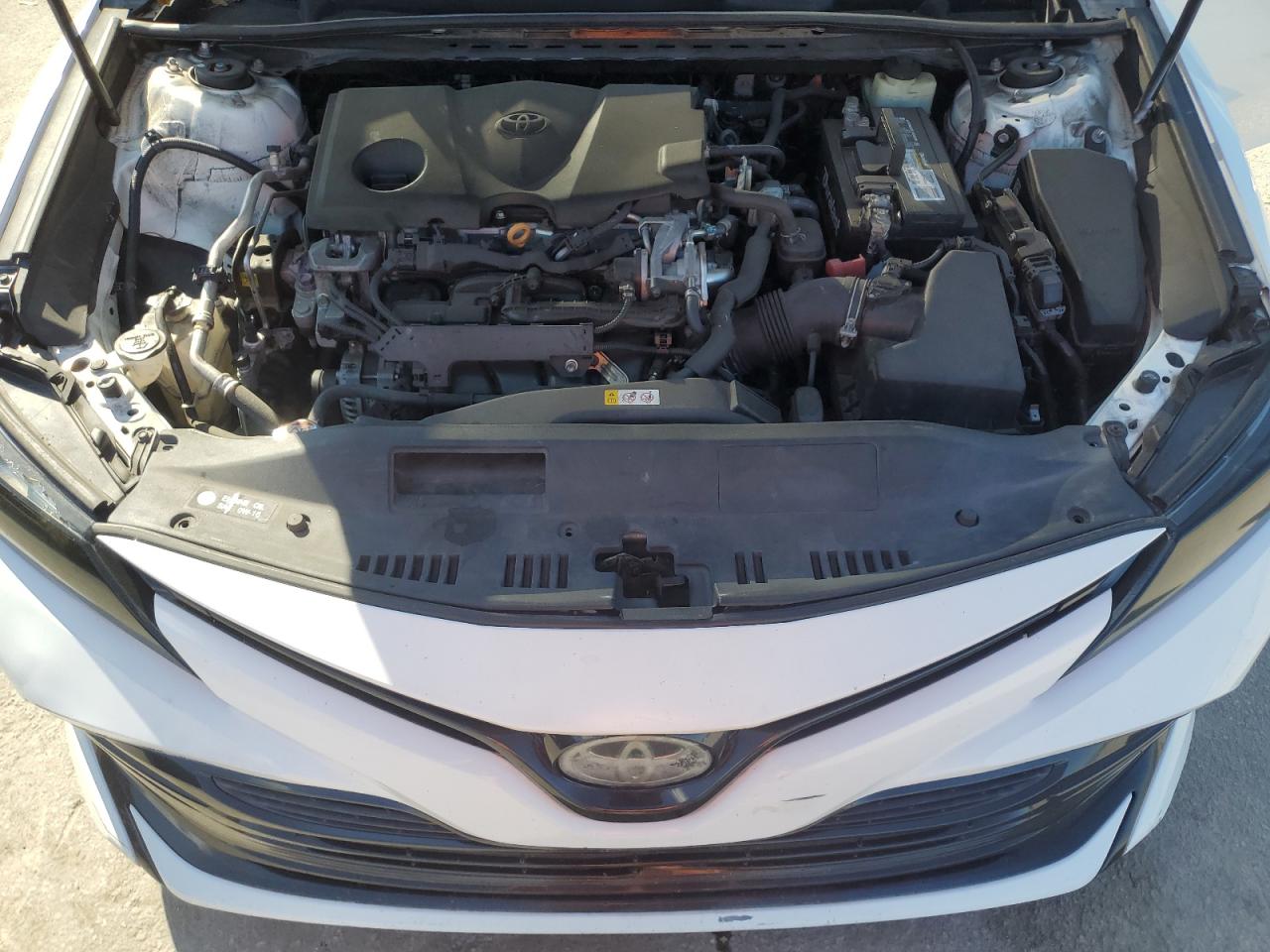 2018 Toyota Camry - Image 11