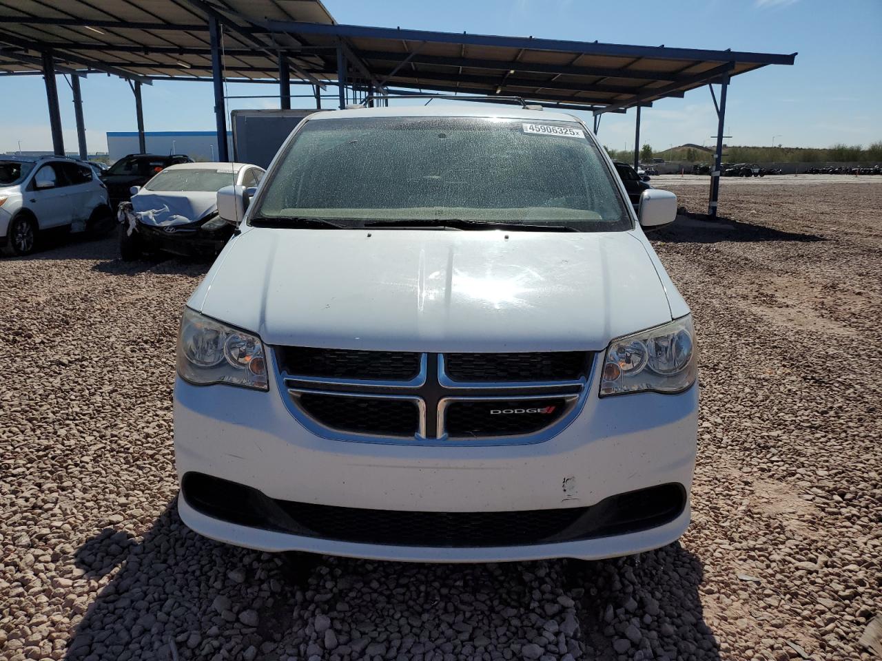 2016 Dodge Caravan - Image 5
