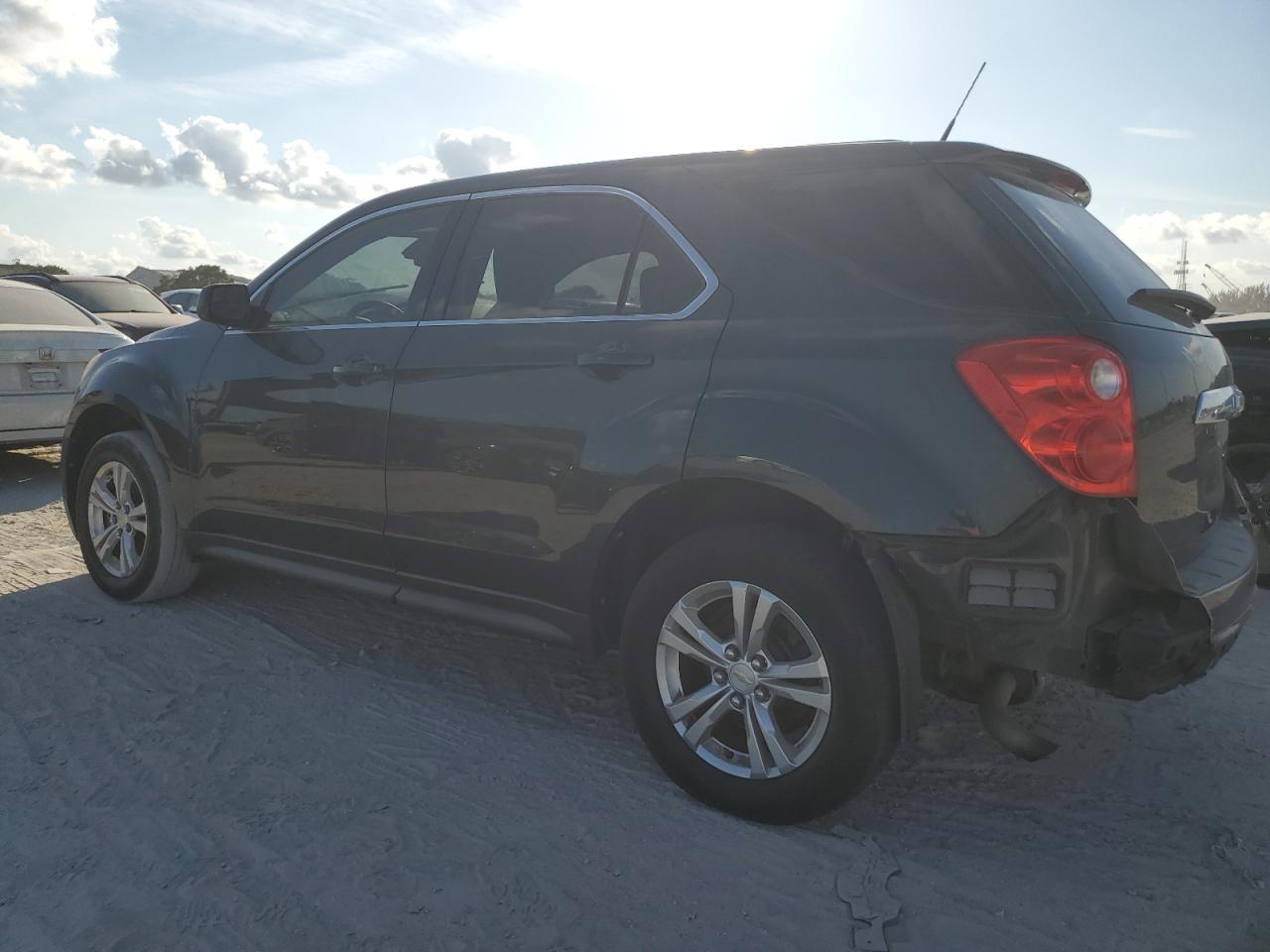 2012 Chevrolet Equinox - Image 2