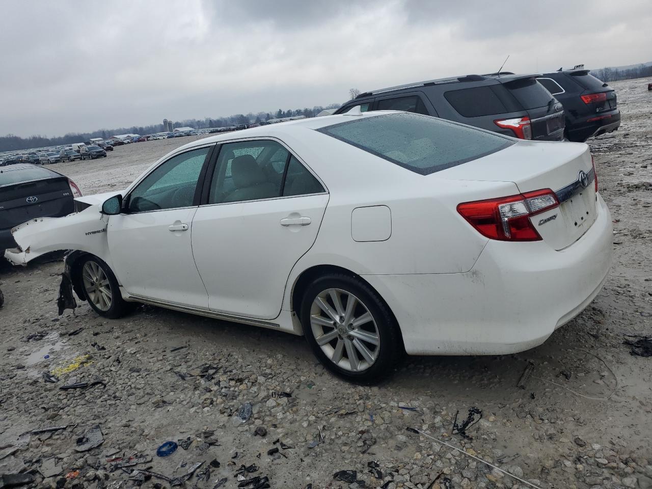 2012 Toyota Camry - Image 2