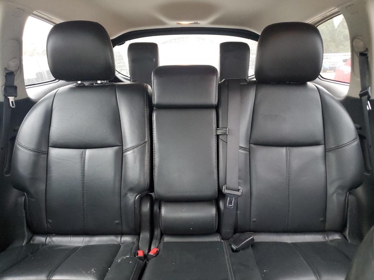 2014 Nissan Pathfinder - Image 10