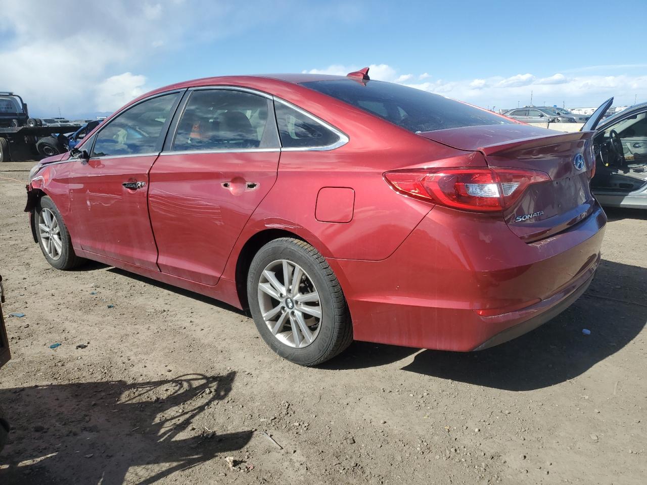 2016 Hyundai Sonata - Image 2