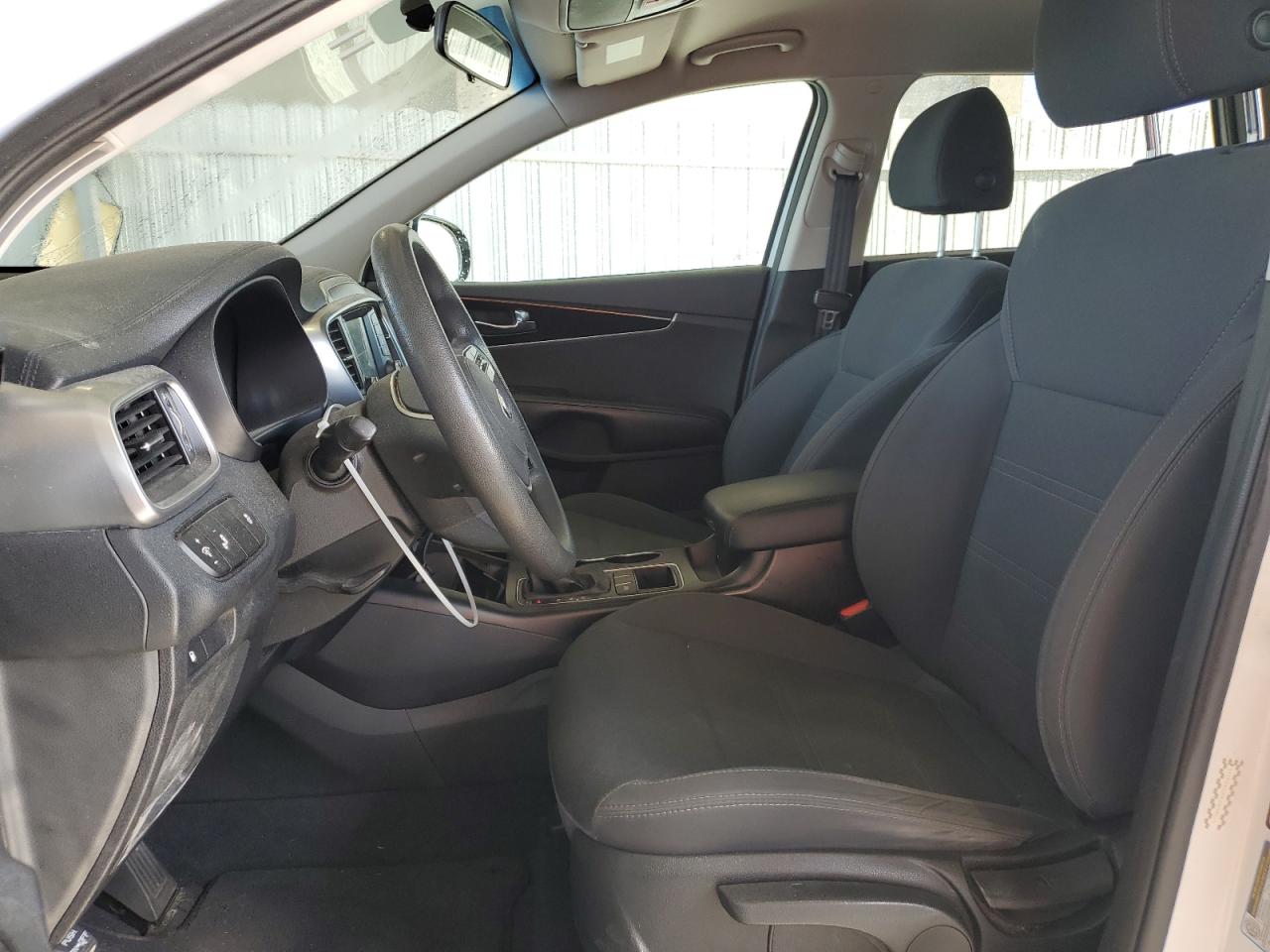2020 Kia Sorento - Image 7