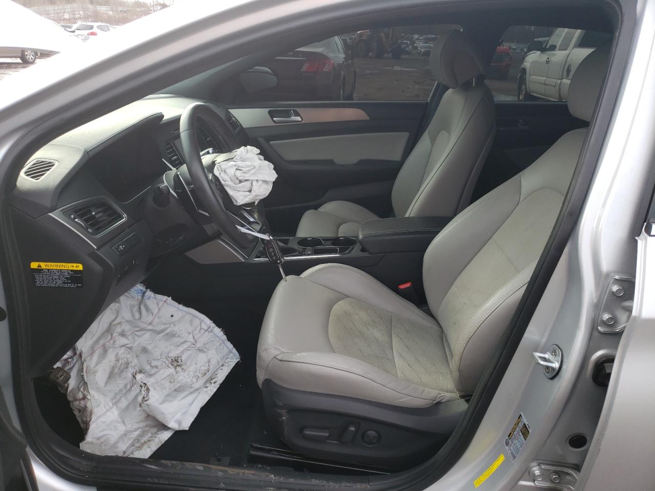 2017 Hyundai Sonata - Image 7