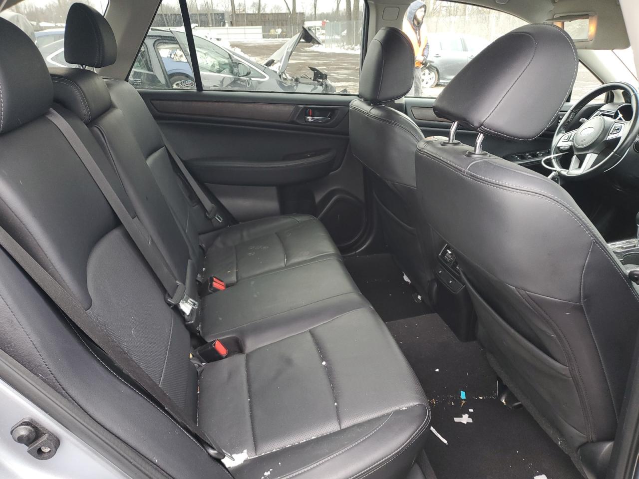 2017 Subaru Outback - Image 10