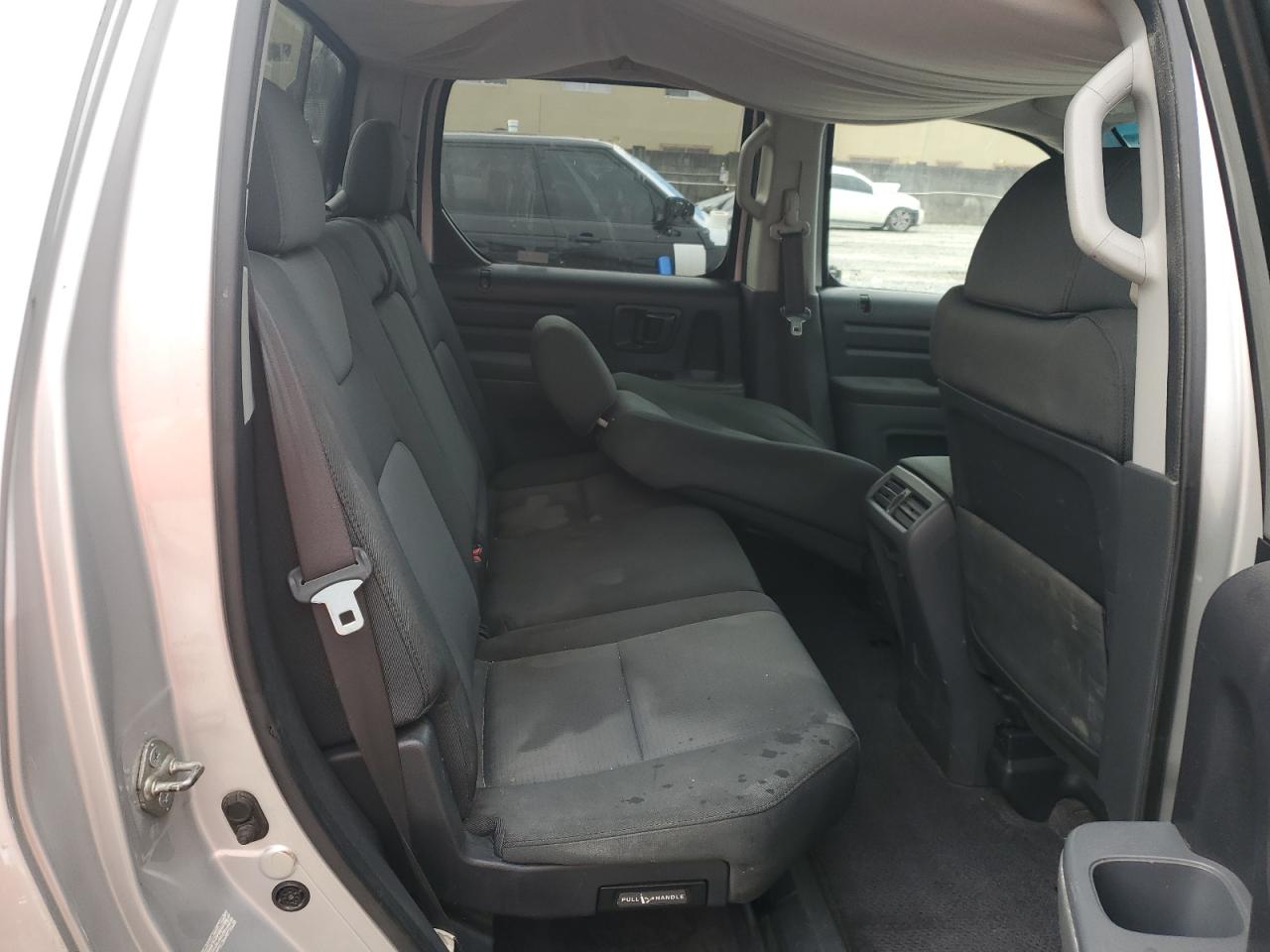 2006 Honda Ridgeline - Image 10