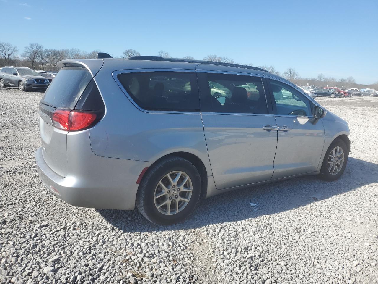 2021 Chrysler Voyager - Image 3