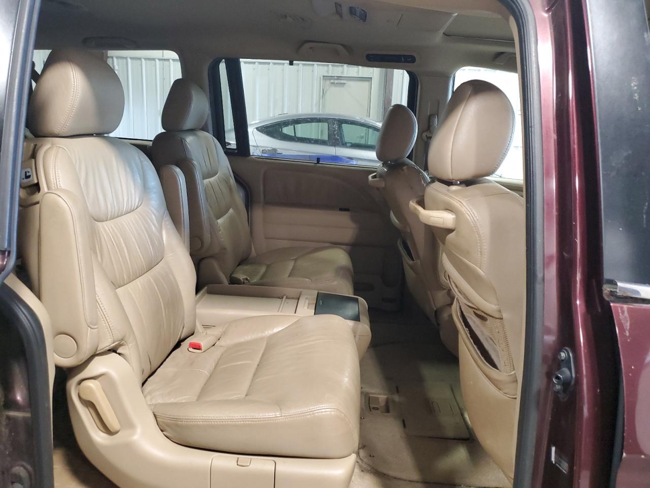 2007 Honda Odyssey - Image 11