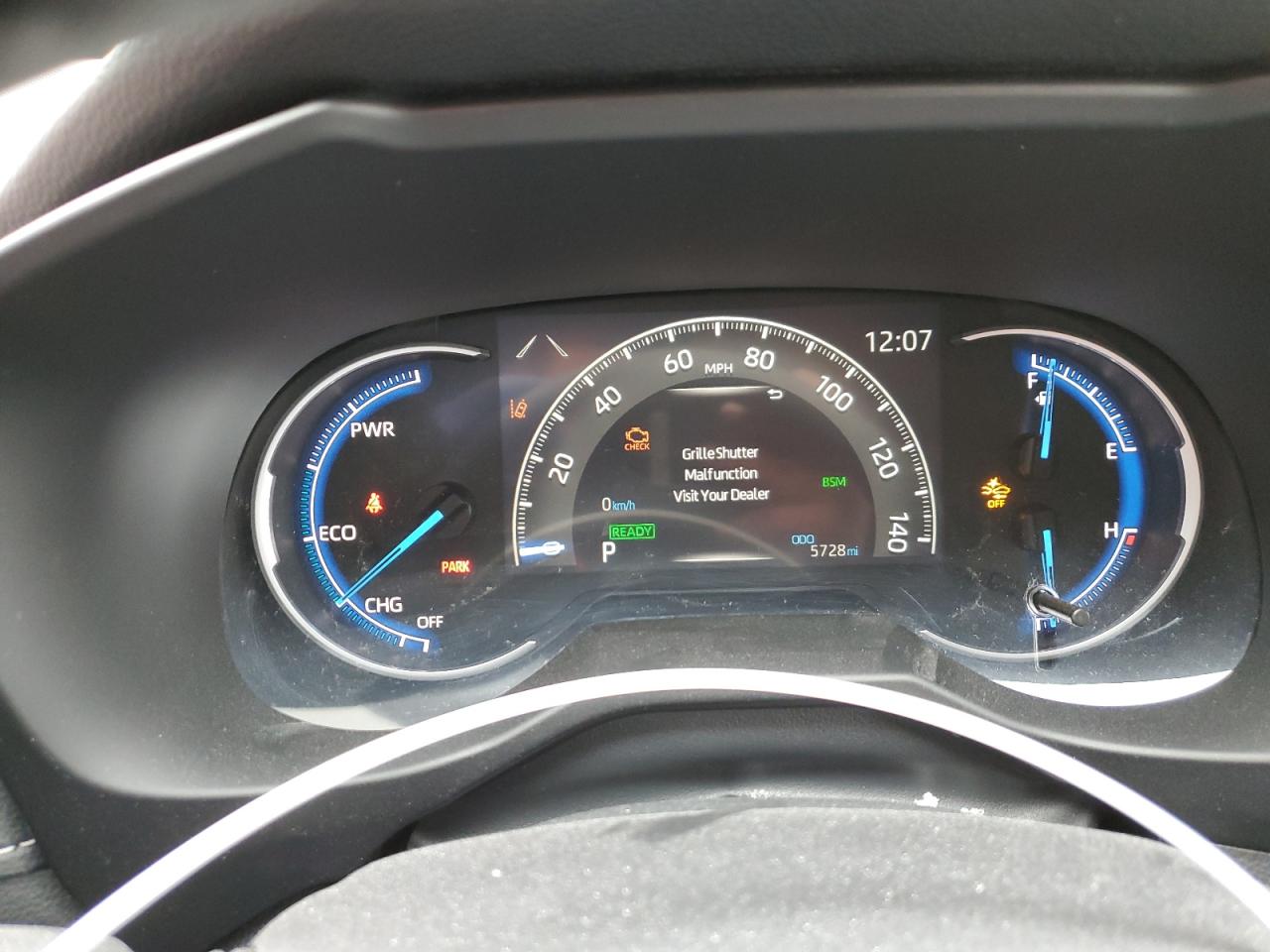 2024 Toyota RAV 4 - Image 9