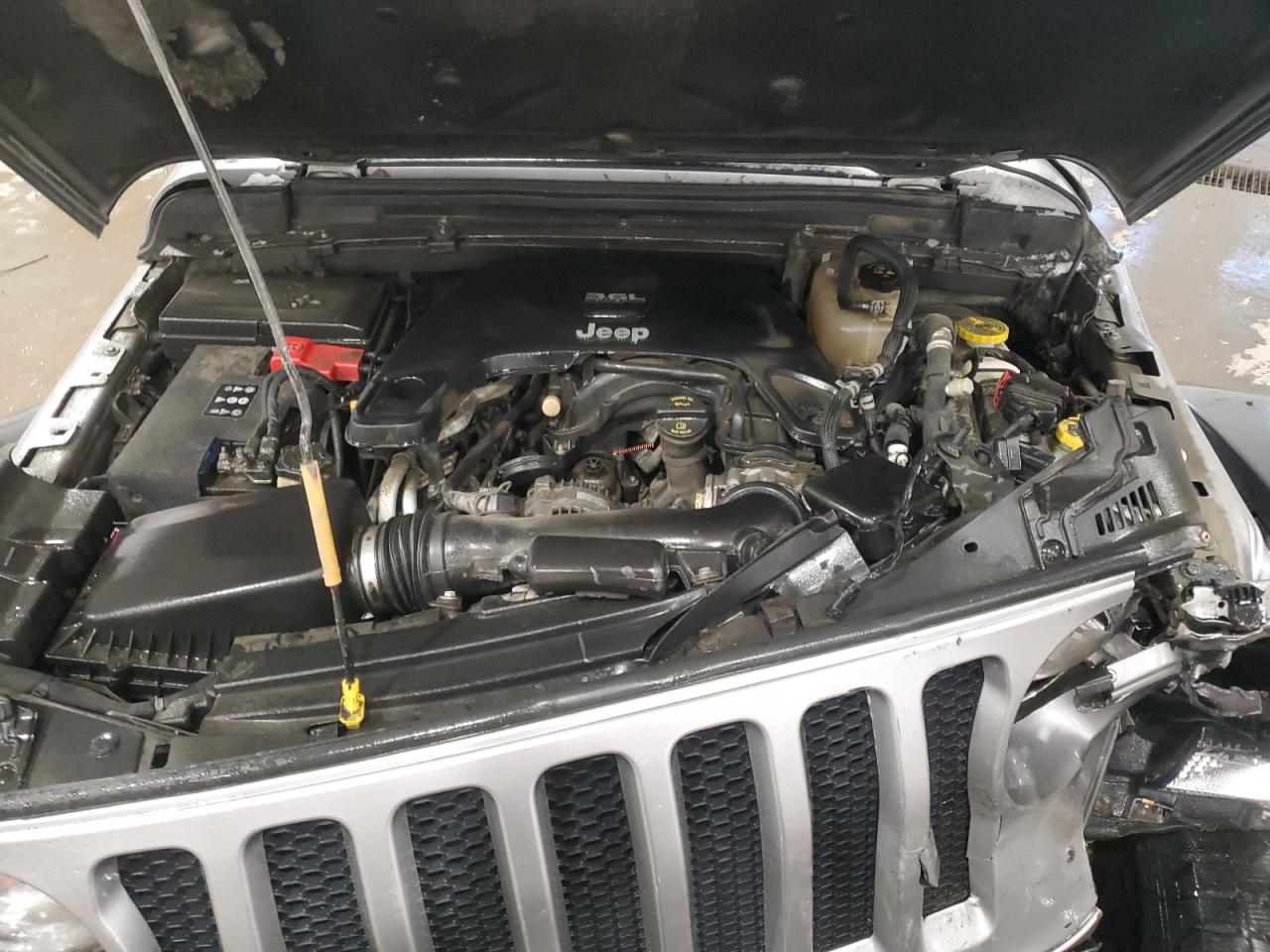 2018 Jeep Wrangler - Image 12
