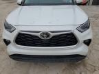 2022 Toyota Highlander Xle for Sale in Hurricane, WV - Side