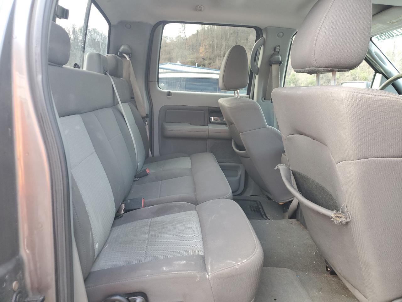 2006 Ford F-150 - Image 10