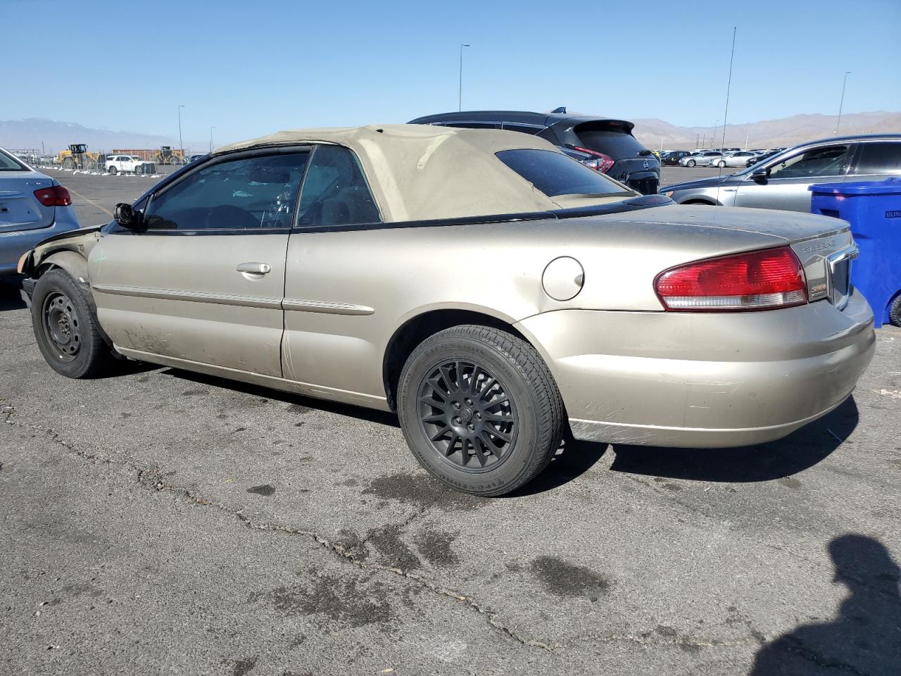 2004 Chrysler Sebring - Image 2
