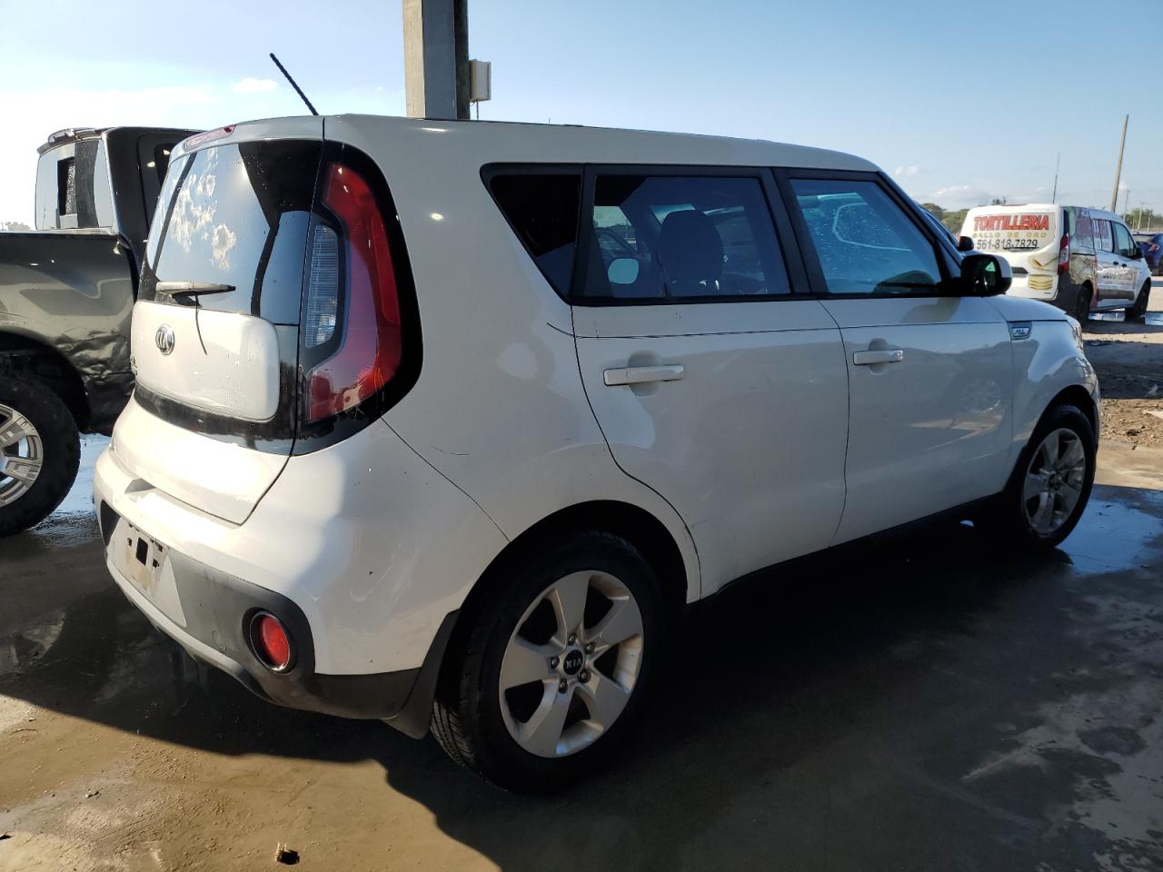 2017 Kia Soul - Image 3