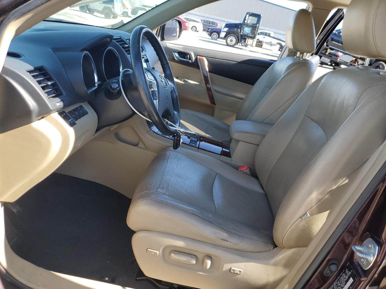 2013 Toyota Highlander - Image 7