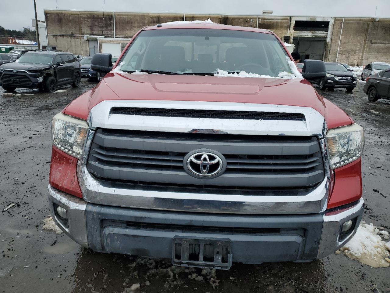 2014 Toyota Tundra - Image 5
