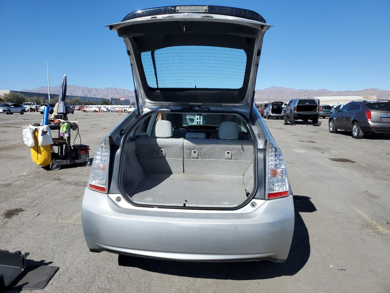 2011 Toyota Prius - Image 6