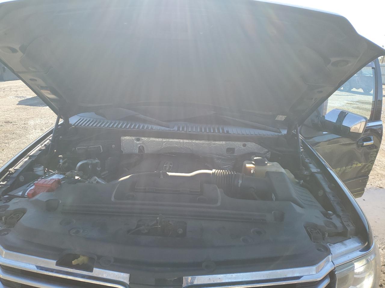 2015 Lincoln Navigator - Image 14