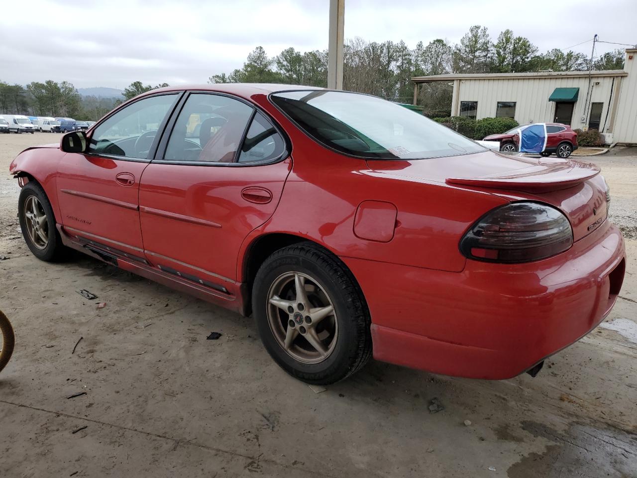 2001 Pontiac Grand Prix - Image 2