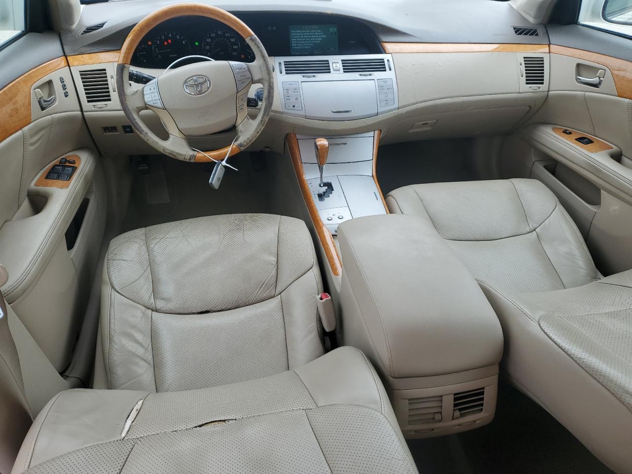 2007 Toyota Avalon - Image 8