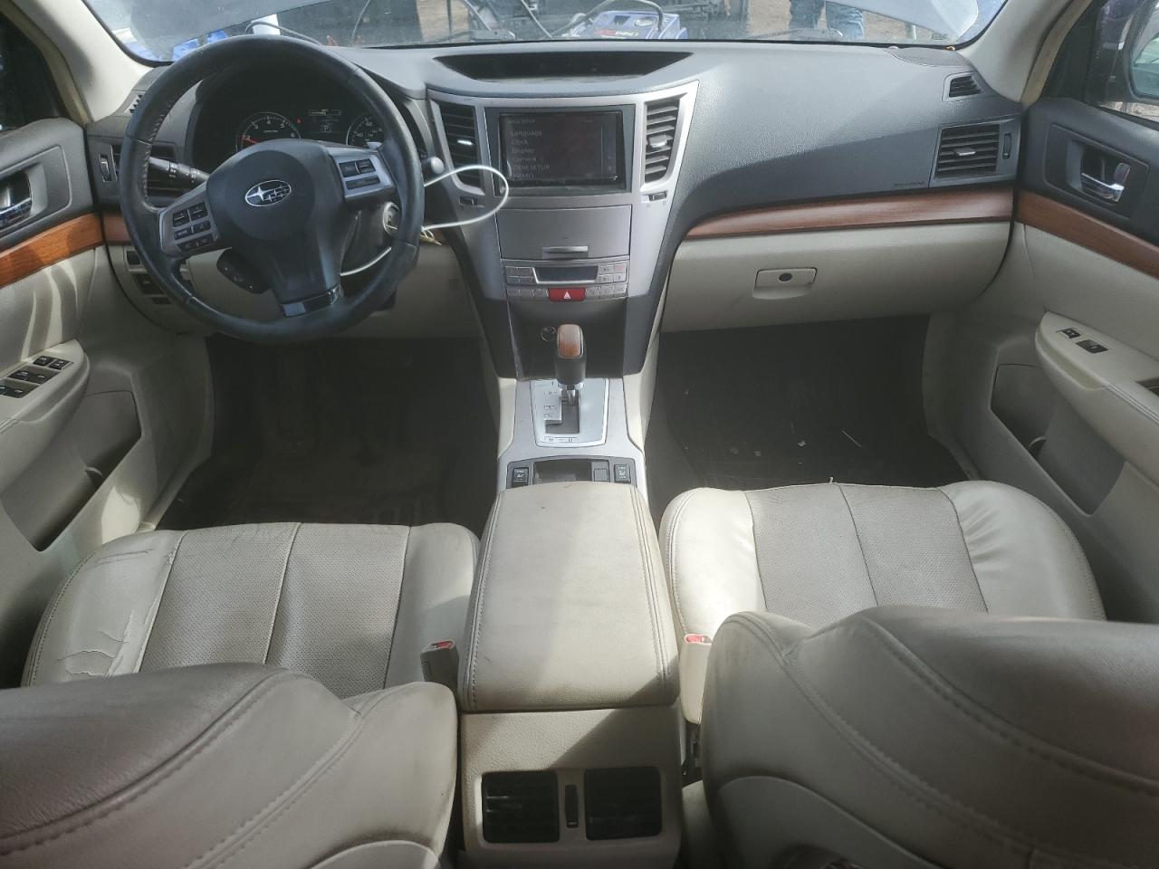 2013 Subaru Outback - Image 8