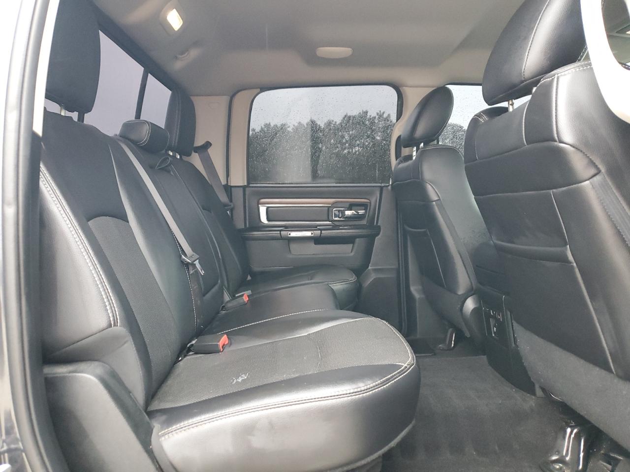 2017 RAM 1500 - Image 10
