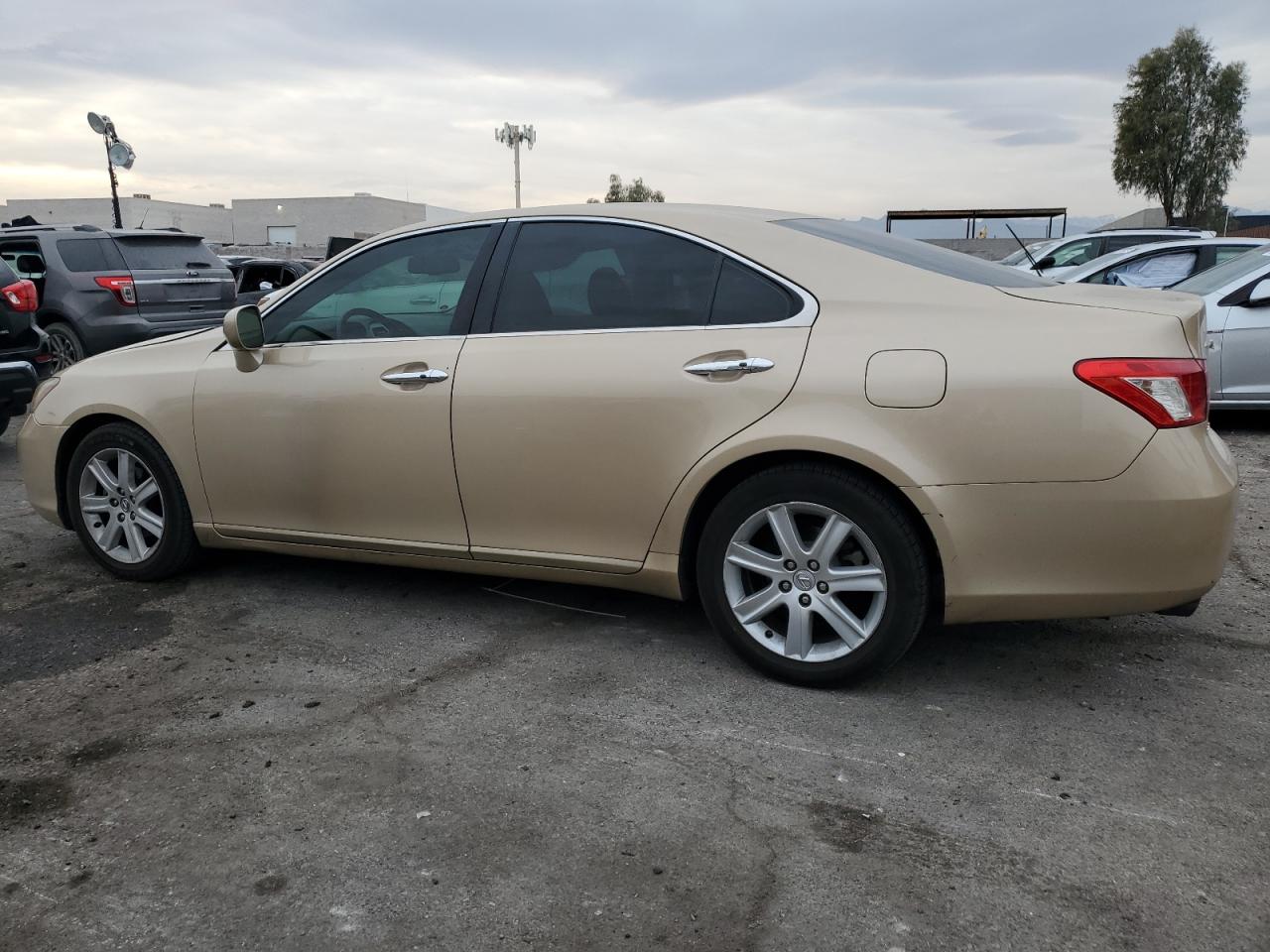2007 Lexus ES - Image 2