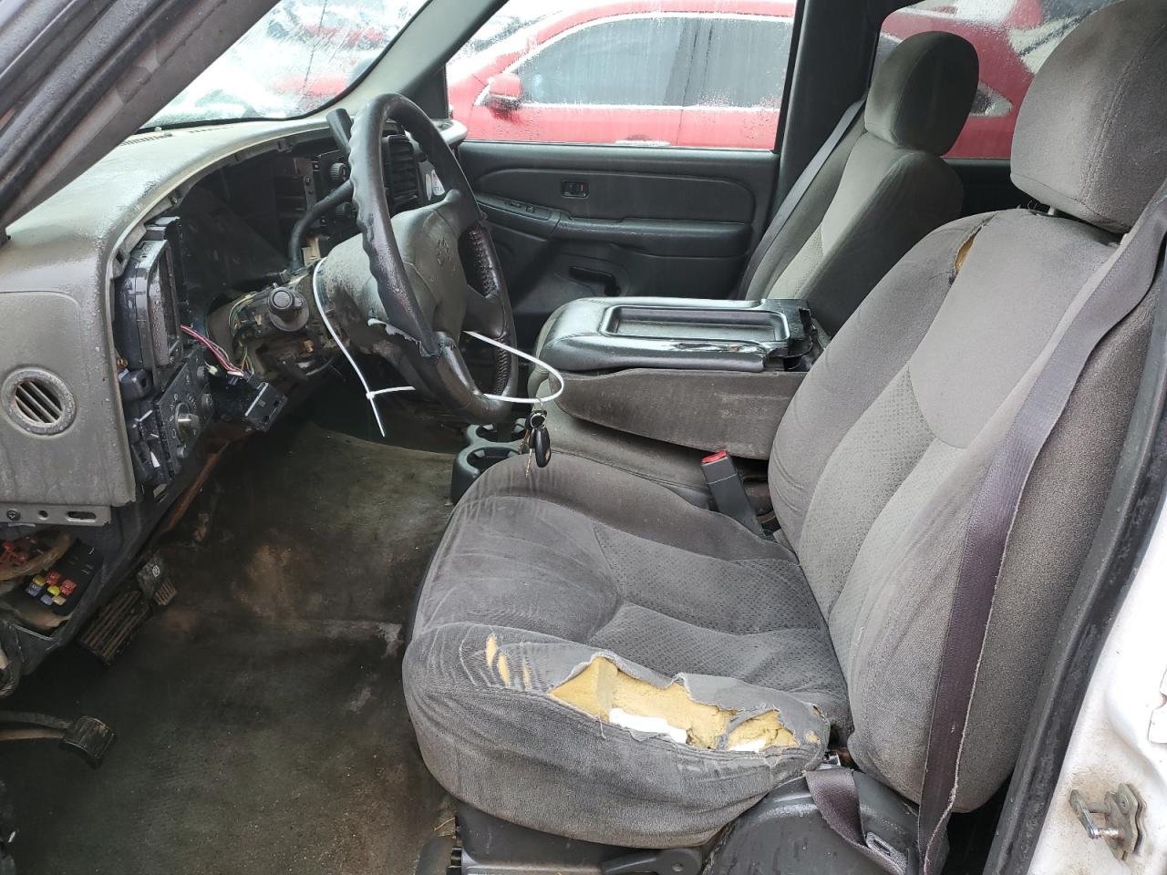 2005 Chevrolet Silverado - Image 7