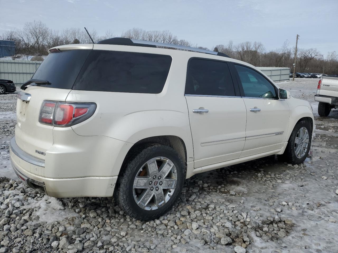 2013 GMC Acadia - Image 3