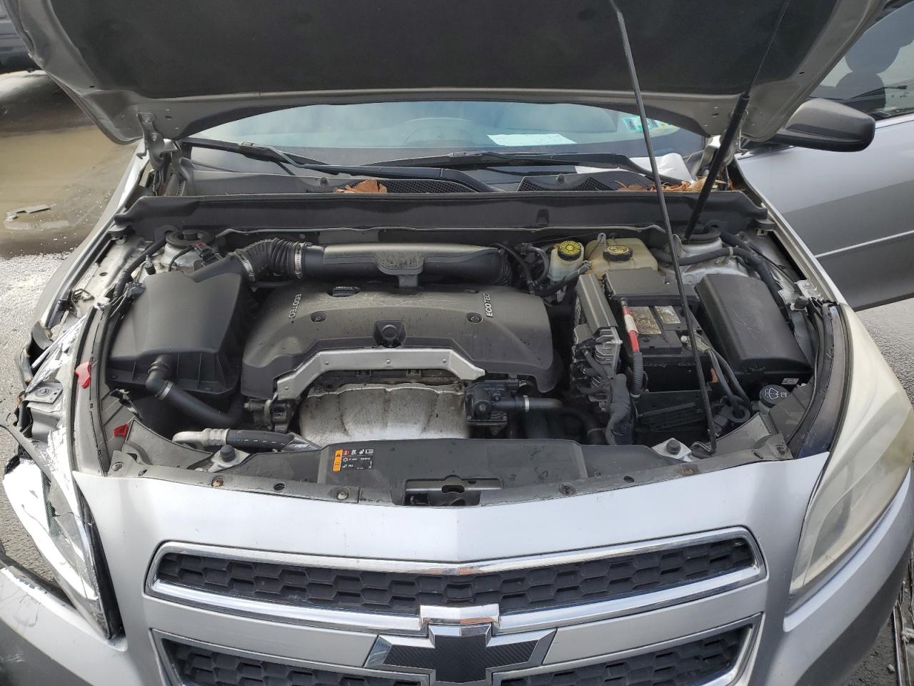 2013 Chevrolet Malibu - Image 11