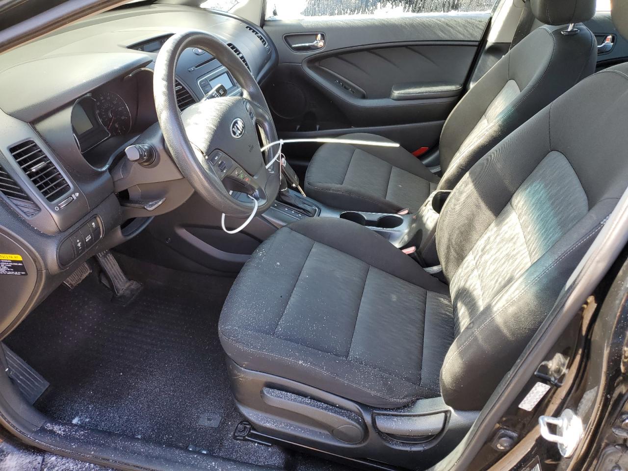 2016 Kia Forte - Image 7