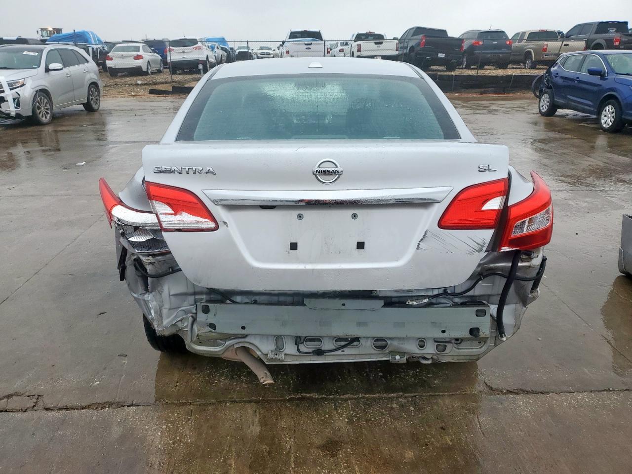 2019 Nissan Sentra - Image 6