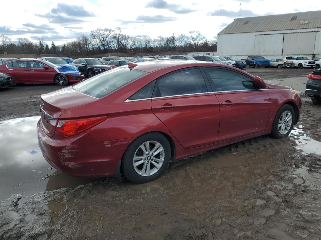 2012 Hyundai Sonata - Image 3