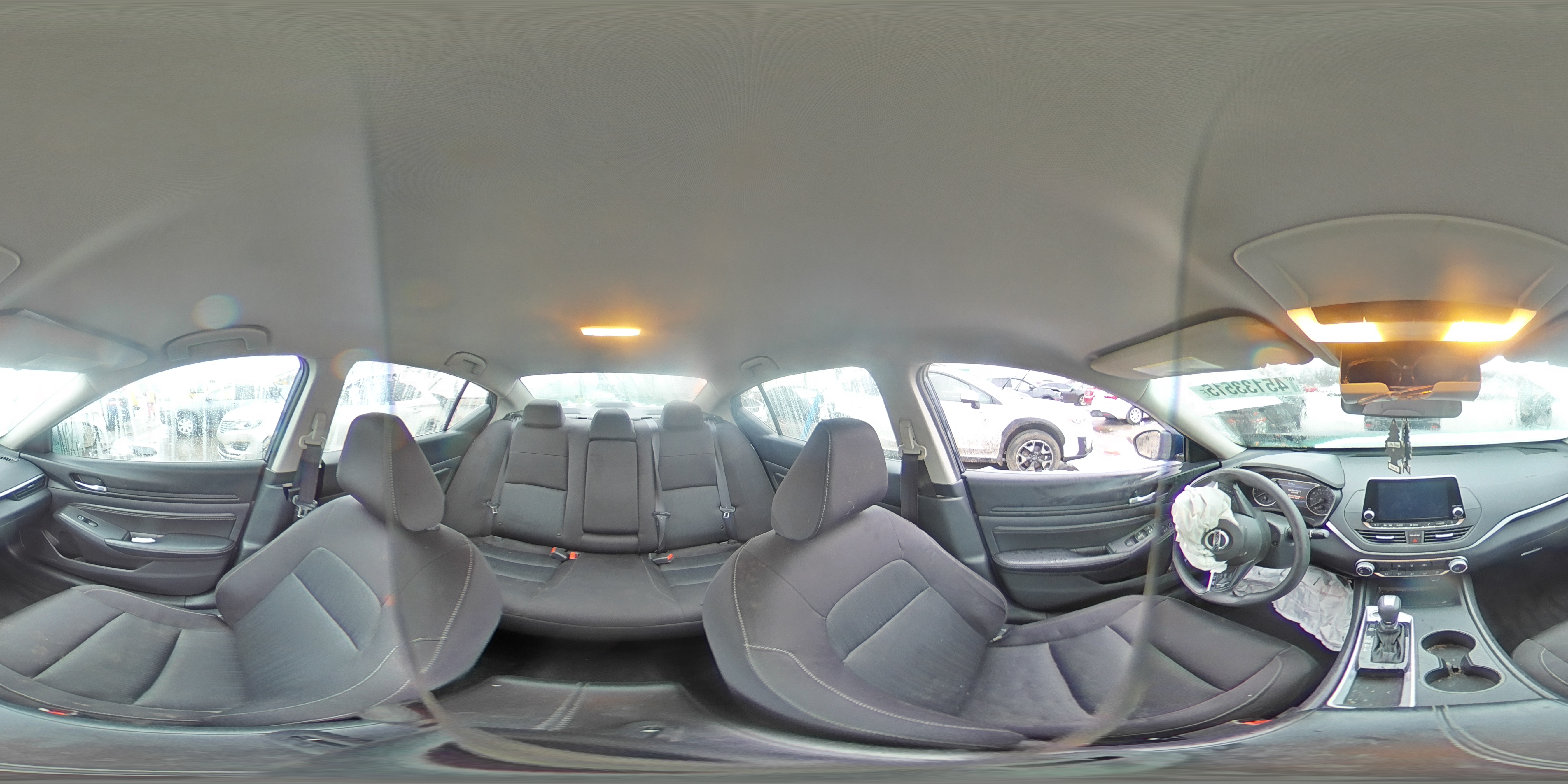 2019 Nissan Altima - Image 12