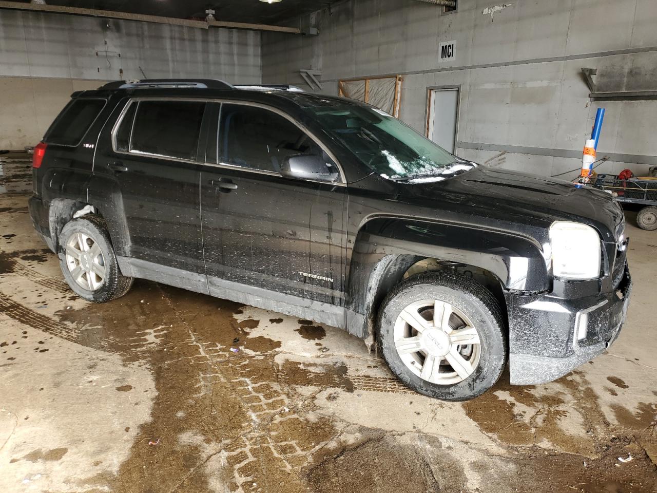 2016 GMC Terrain - Image 4