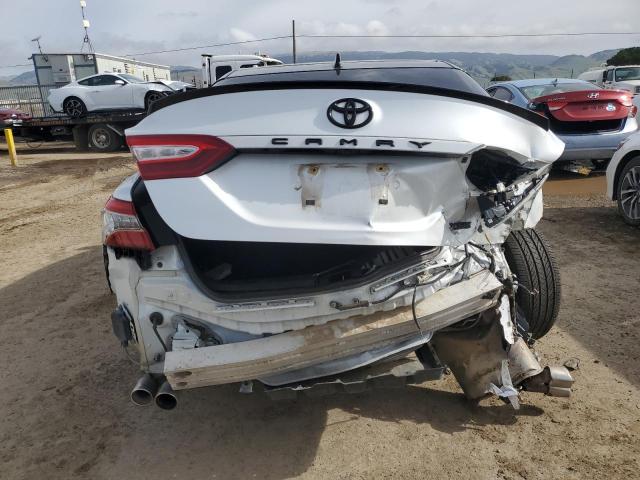  TOYOTA CAMRY 2019 Белы