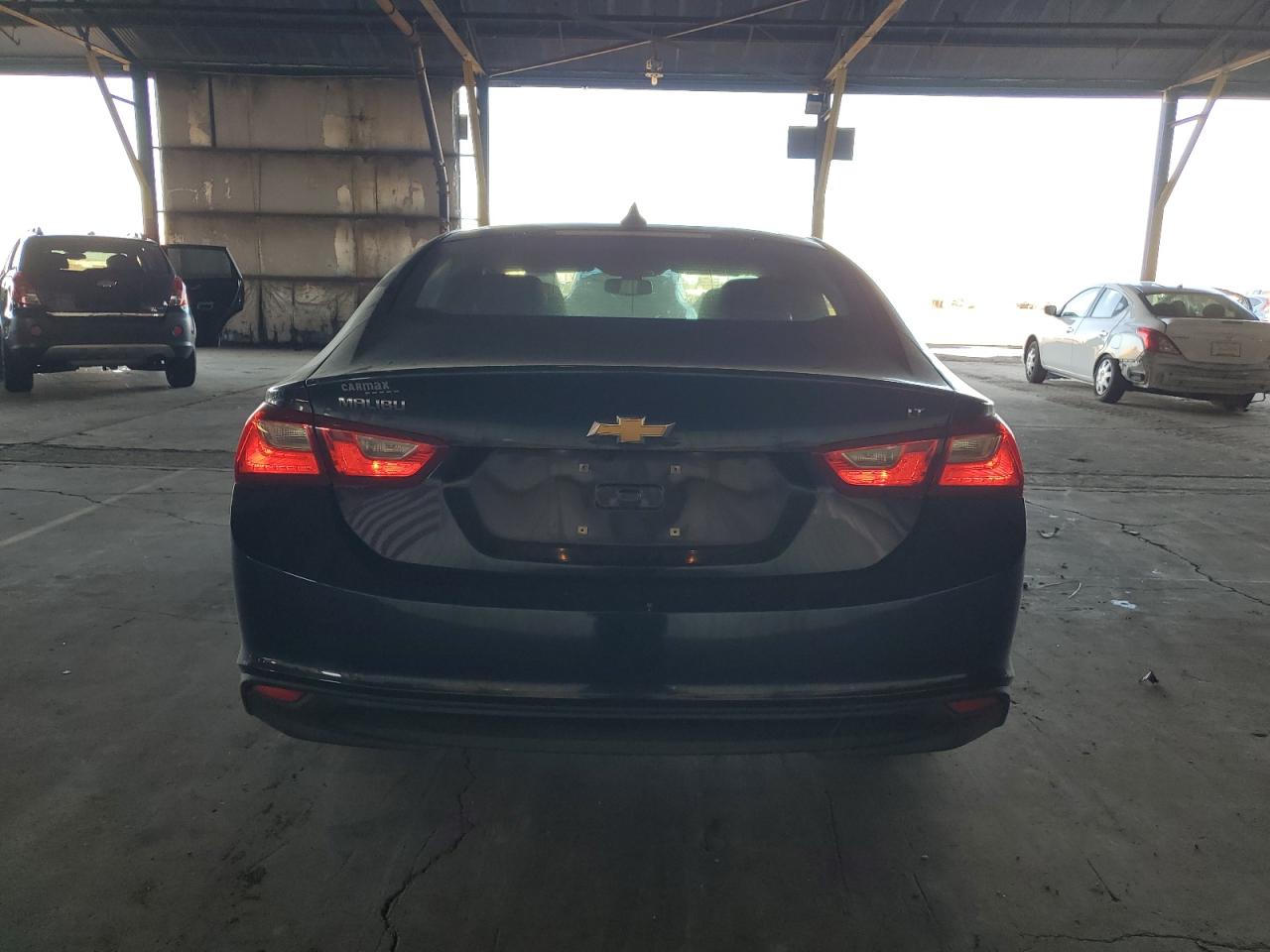2017 Chevrolet Malibu - Image 6