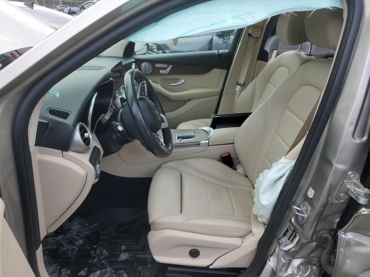 2021 Mercedes-Benz GLC - Image 7