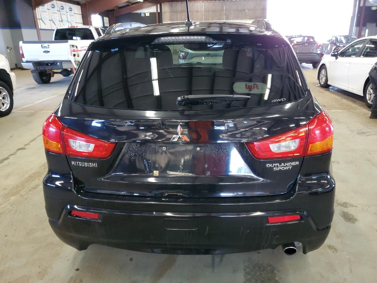 2012 Mitsubishi Outlander - Image 6