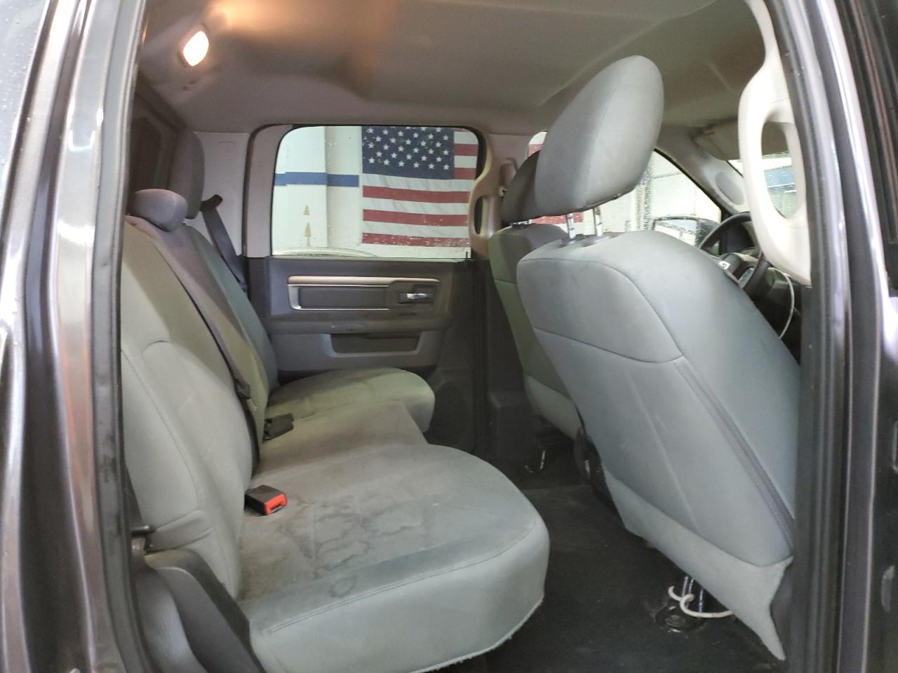 2016 RAM 1500 - Image 10
