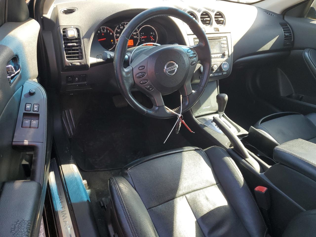 2012 Nissan Altima - Image 8