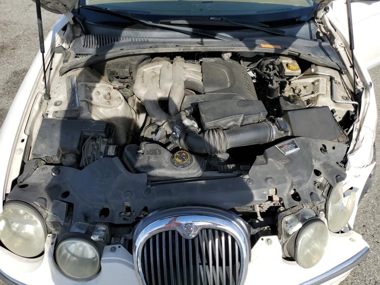 2004 Jaguar S-Type - Image 12