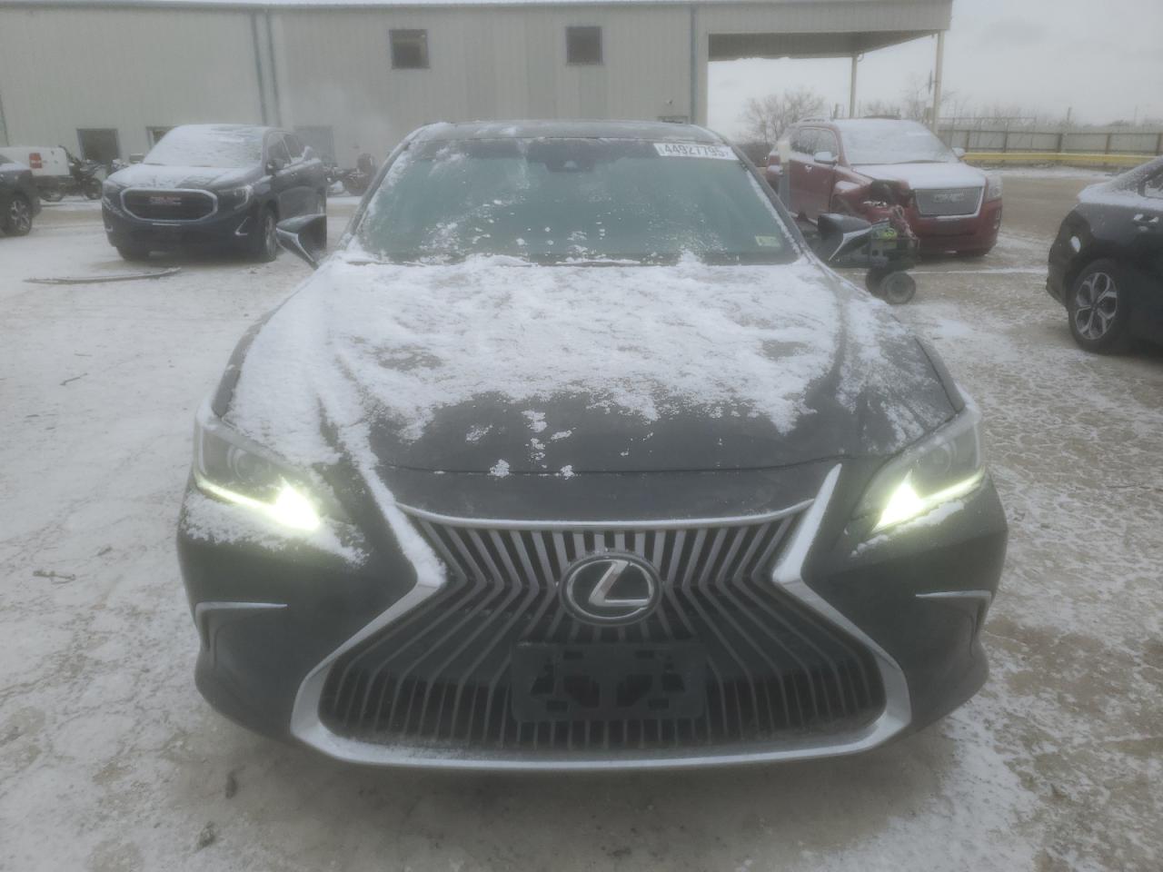 2019 Lexus ES - Image 5