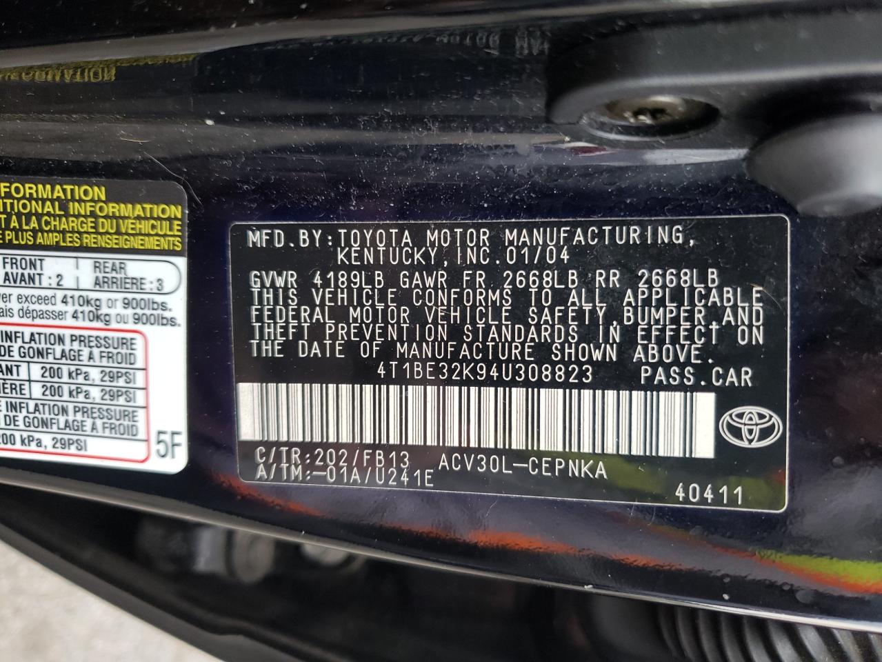 2004 Toyota Camry - Image 12