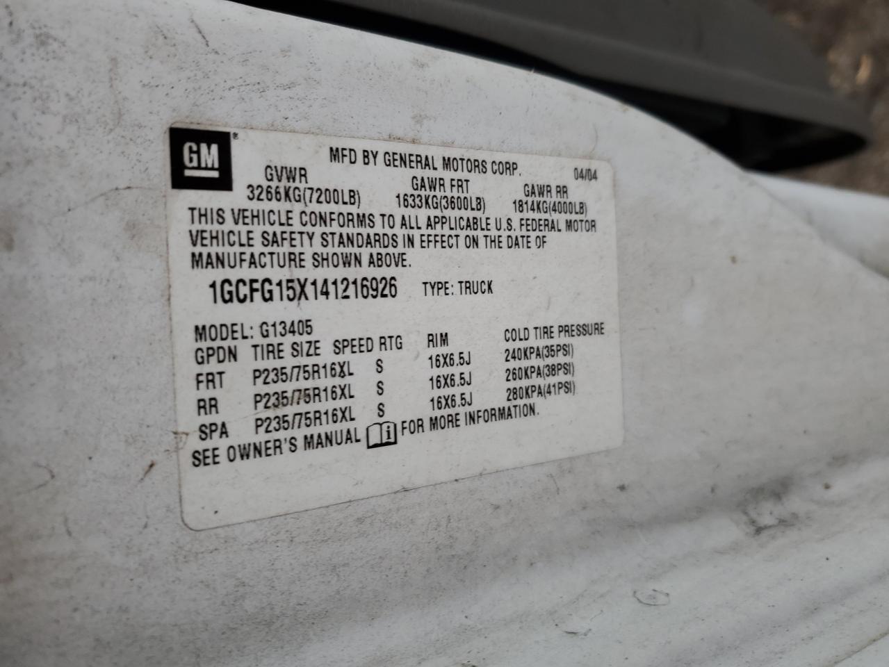 2004 Chevrolet Express - Image 13