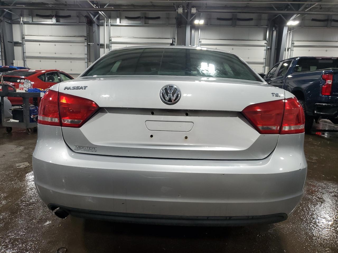 2014 Volkswagen Passat - Image 6